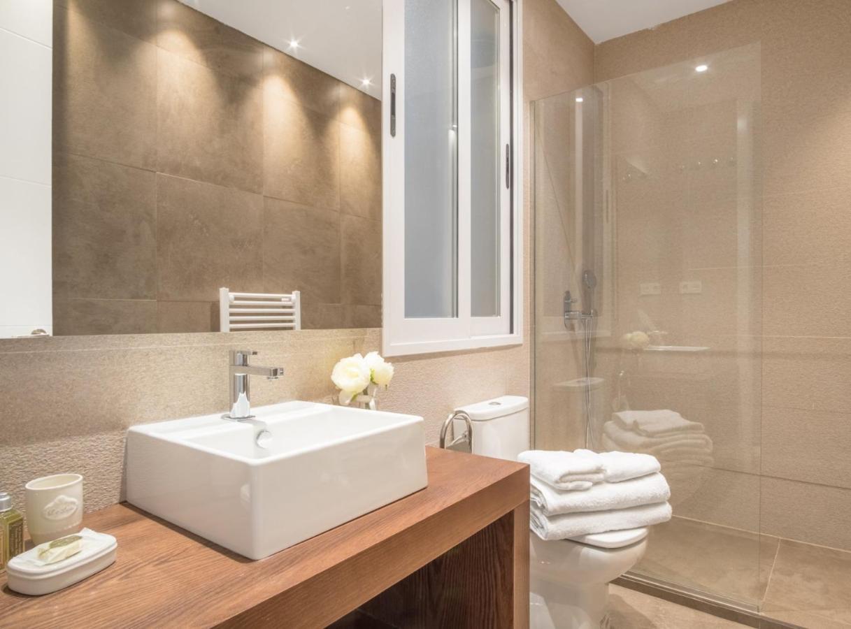 Experience The Best Of Madrid! Gran Via Apartment For 6, Comfort And Style In The Heart Of Chueca III 外观 照片